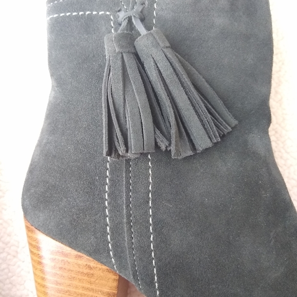 Hush Puppies Suede Daisee Billie Tassled Booties - Picture 5 of 8